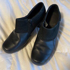 Clarks Boots 8.5